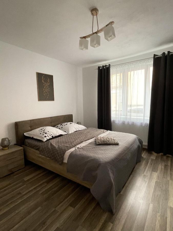 Ferienwohnung La Mary In Old Town Hermannstadt Exterior foto